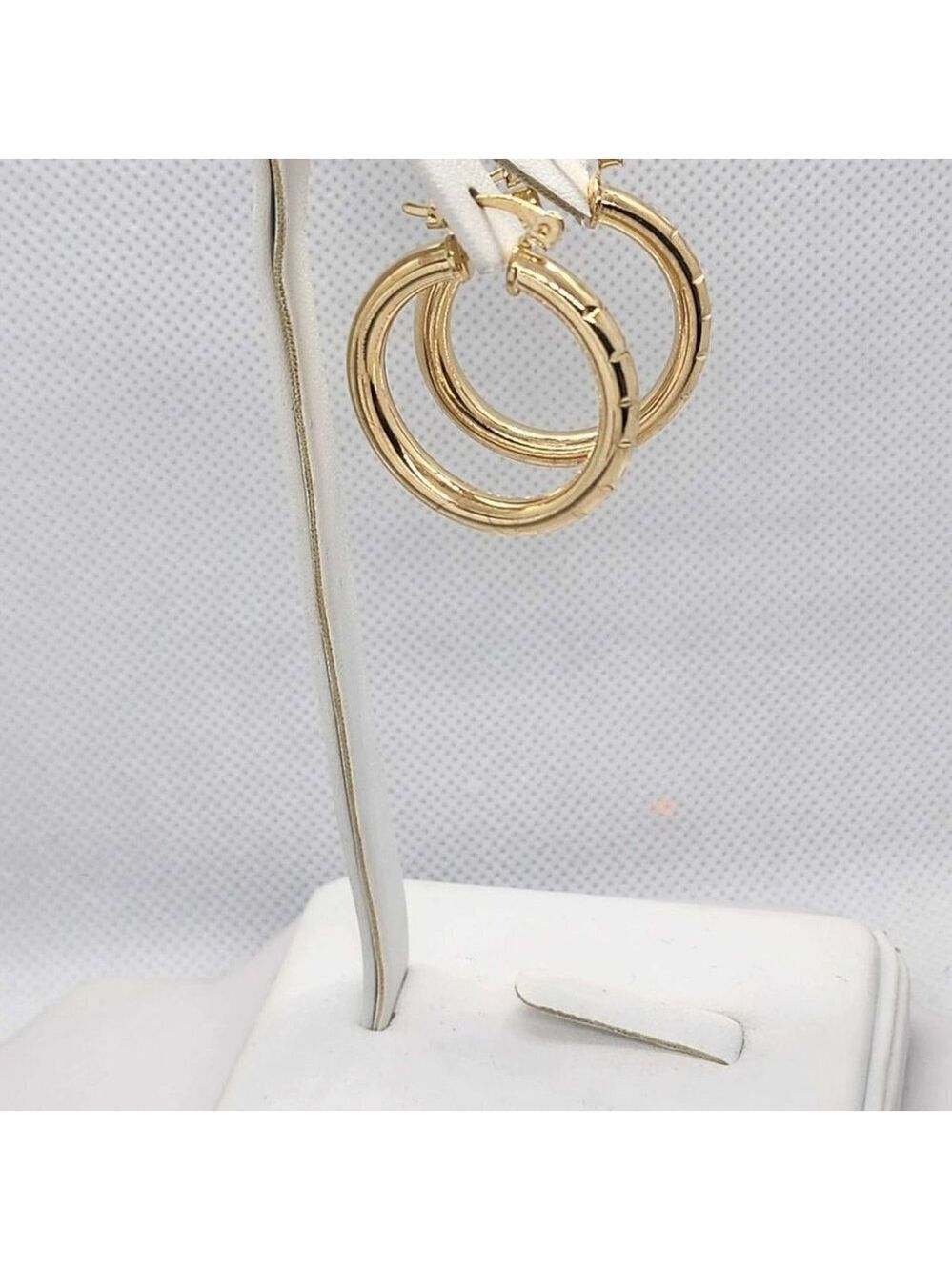 Brand New Brazilian 18k Gold Filled Hoops Earrings - Picture 4 of 4